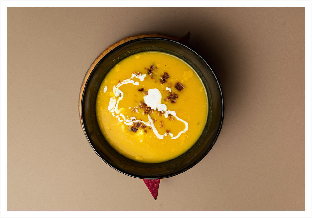 Saffron cream soup